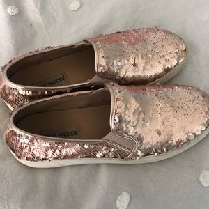 Steve Madden rose gold sequin slip ons!